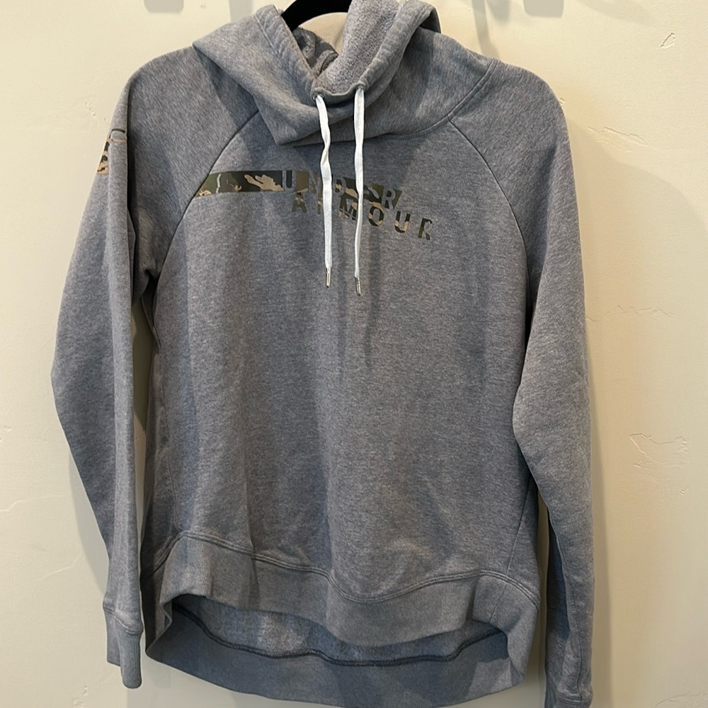 Under armor layered neck hoodie